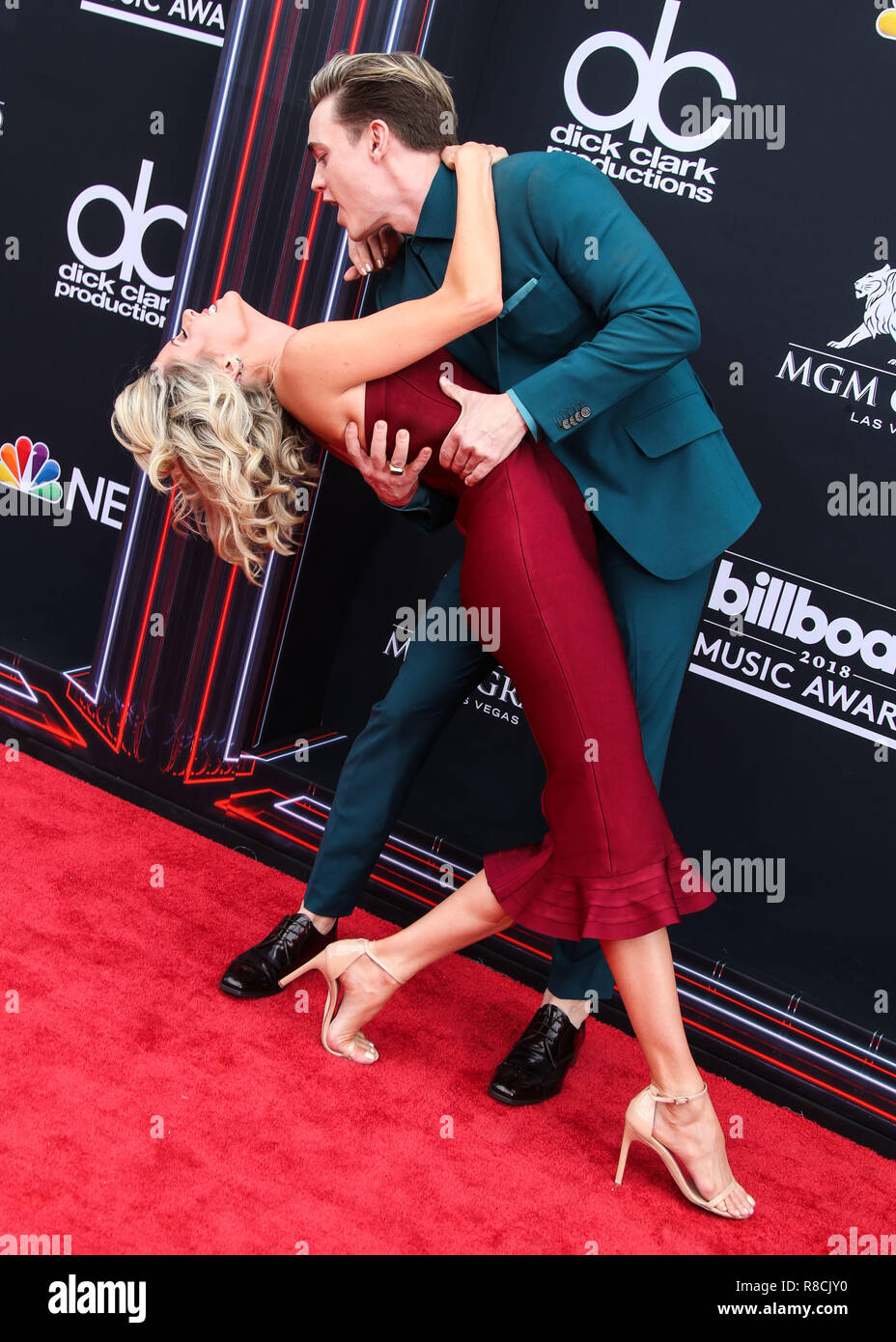 LAS VEGAS, NV, USA MAY 20 Jesse McCartney, Katie Peterson at the