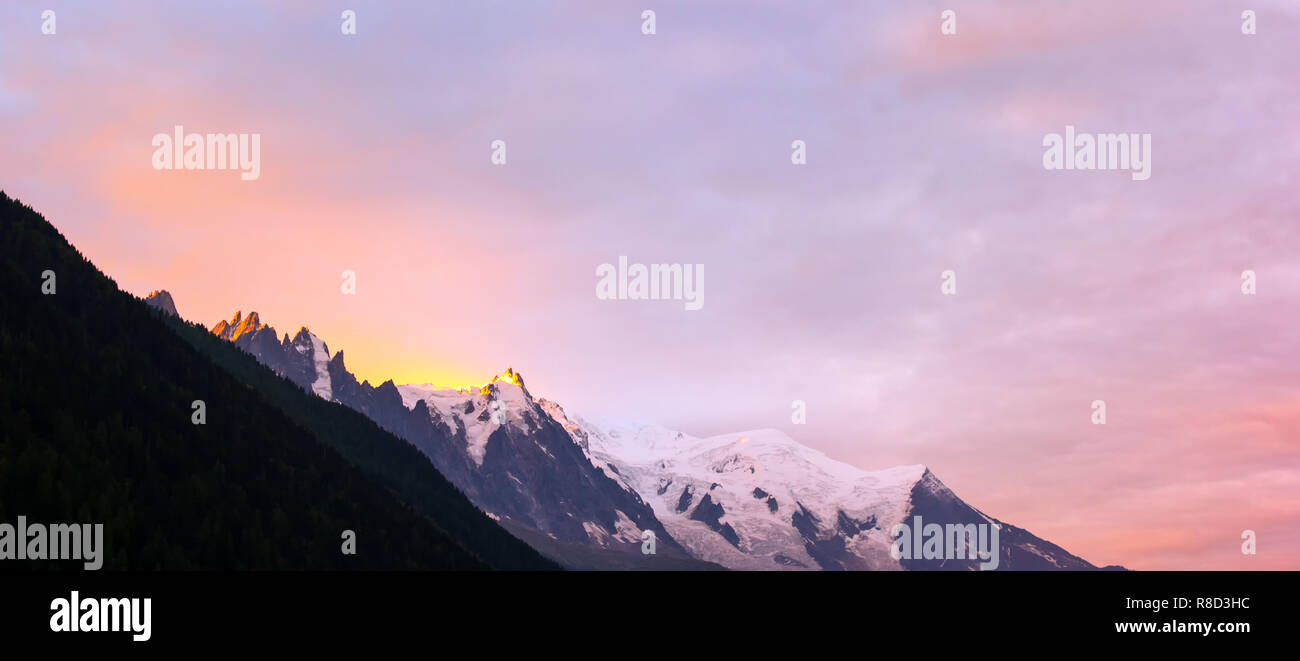Amazing sunrise at the Mont Blanc range mountains Stock Photo - Alamy