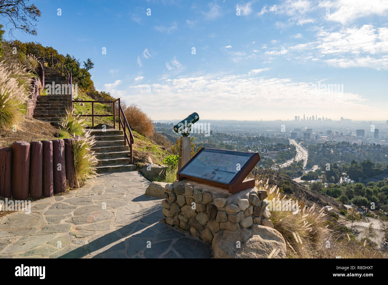 Hollywood hills view hi-res stock photography and images - Alamy