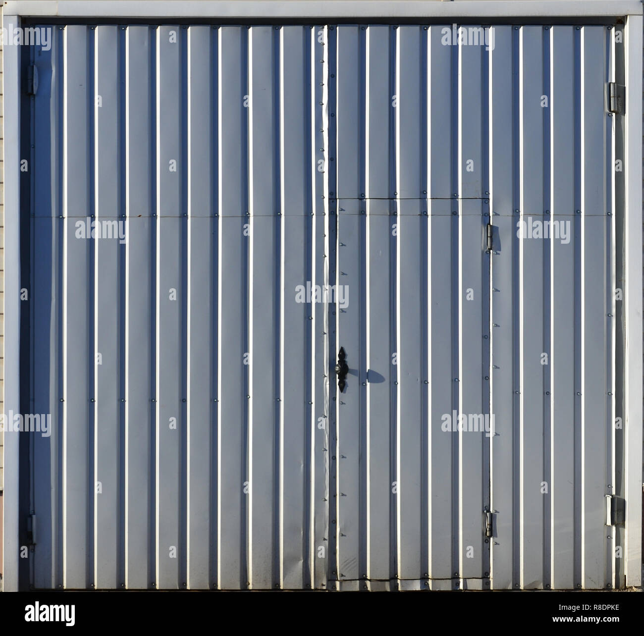 Corrugated door hires stock photography and images Alamy