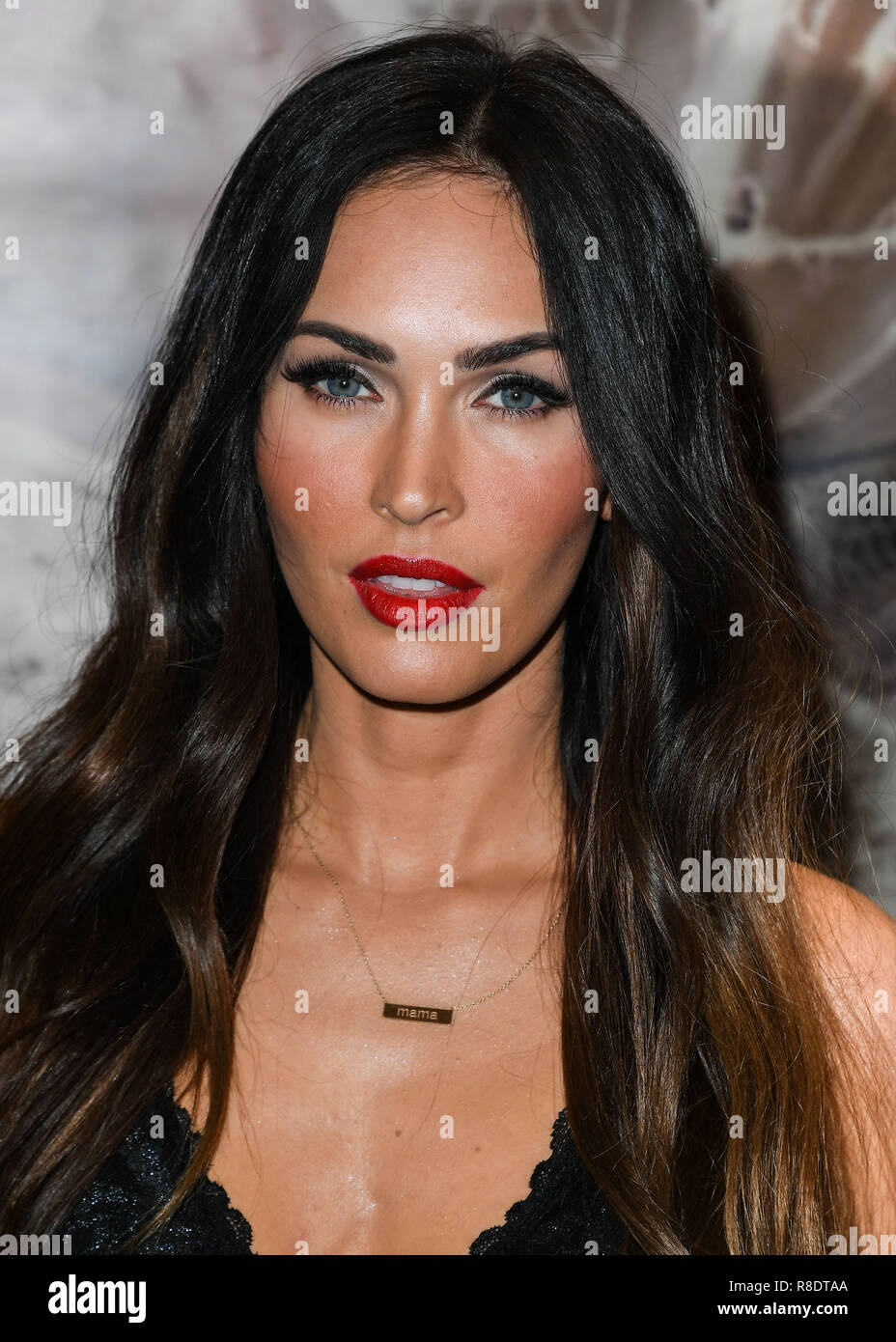 GLENDALE, LOS ANGELES, CA, USA - MARCH 23: Megan Fox Appears At Forever 21 To Promote Her New Role As Brand Ambassador For Frederick's Of Hollywood at The Americana at Brand on March 23, 2018 in Glendale, Los Angeles, California, United States. (Photo by Image Press Agency) Stock Photo