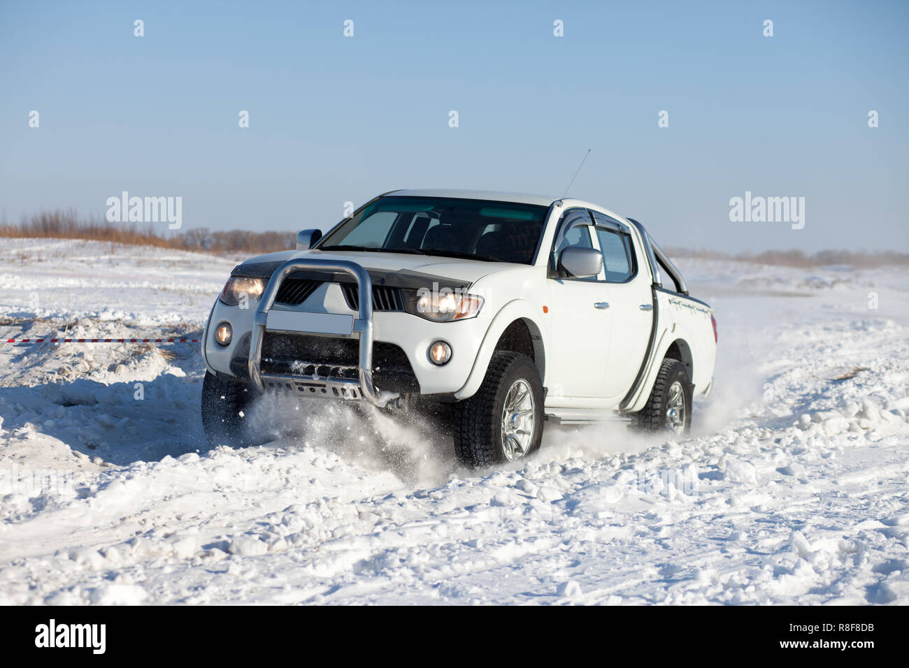 Download Mitsubishi Pick Up Truck High Resolution Stock Photography And Images Alamy Yellowimages Mockups