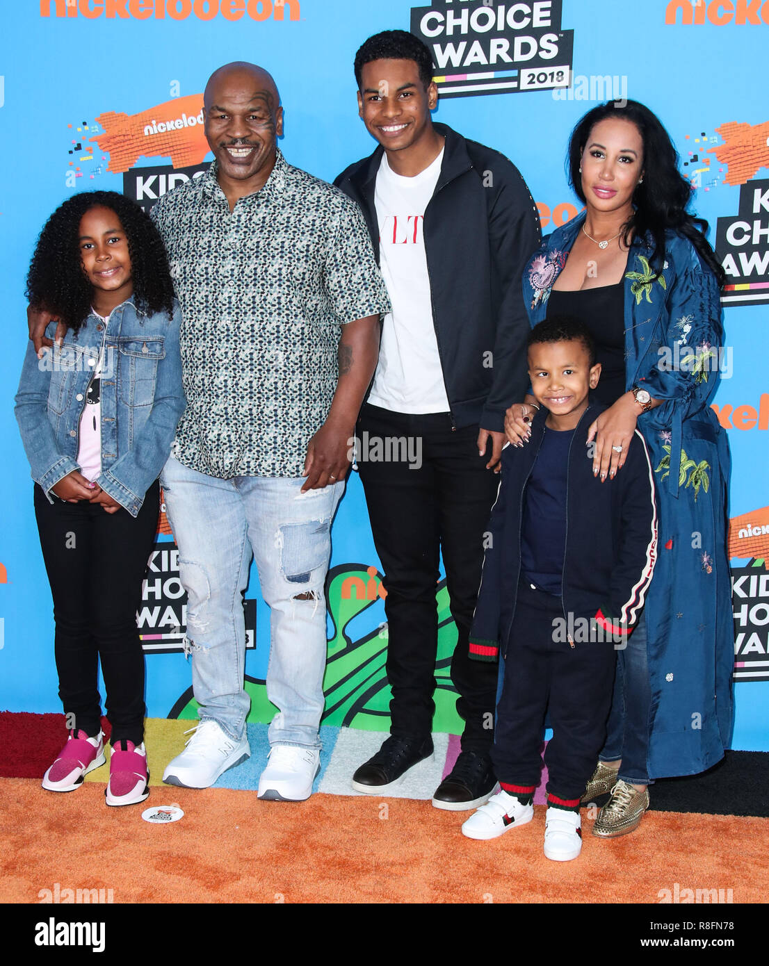 Inglewood Los Angeles Ca Usa March 24 Mike Tyson Lakiha Spicer Milan Tyson Miguel Leon Tyson Morocco Tyson At Nickelodeon S 2018 Kids Choice Awards Held At The Forum On March 24