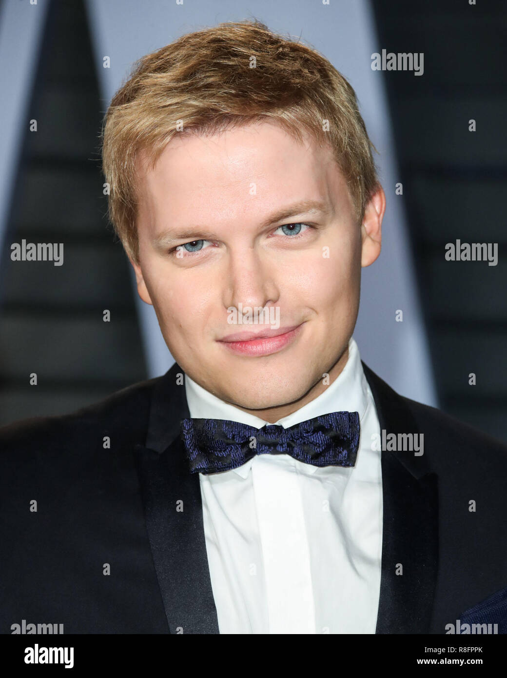 BEVERLY HILLS, LOS ANGELES, CA, USA MARCH 04 Ronan Farrow at the 2018 Vanity Fair Oscar Party