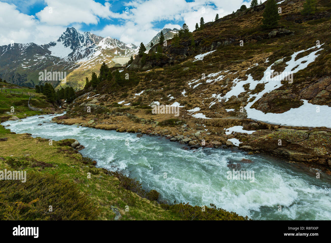 Serpentine stream hi-res stock photography and images - Alamy