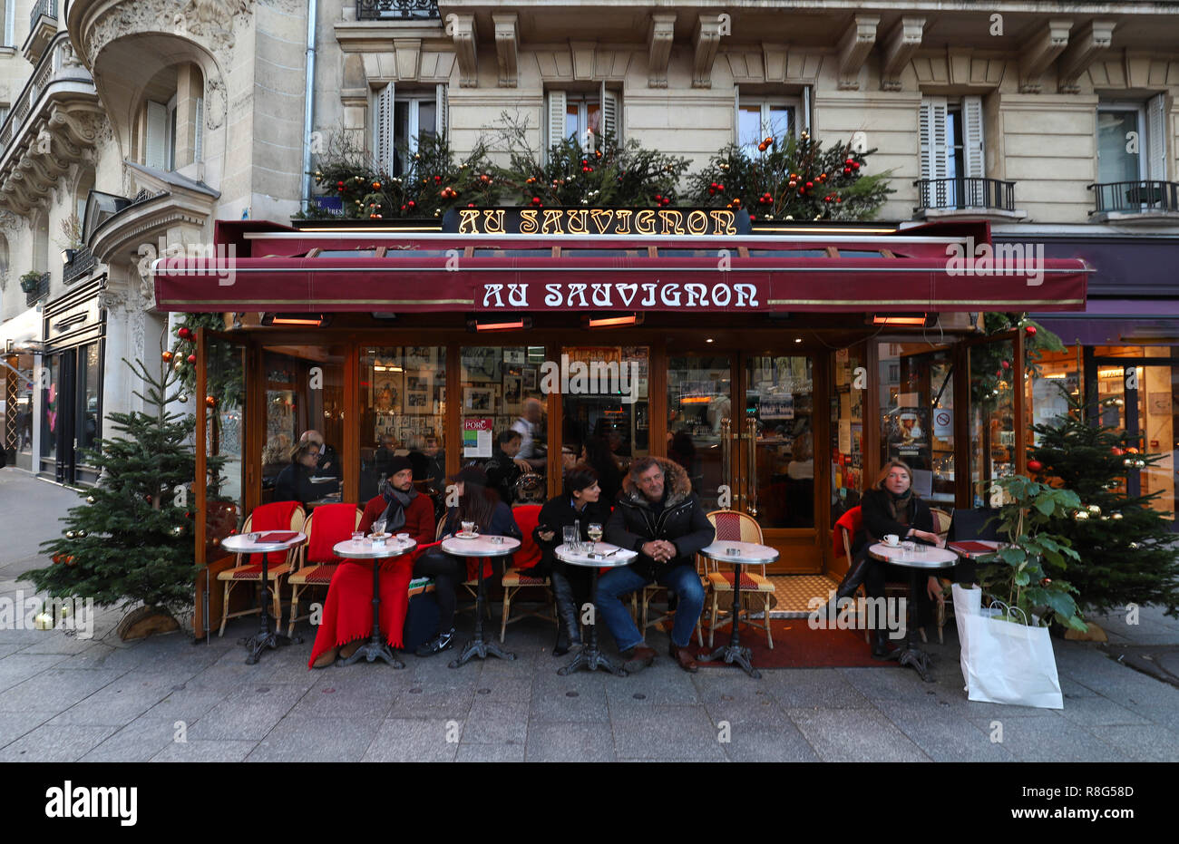 Paris au sauvignon hi-res stock photography and images - Alamy