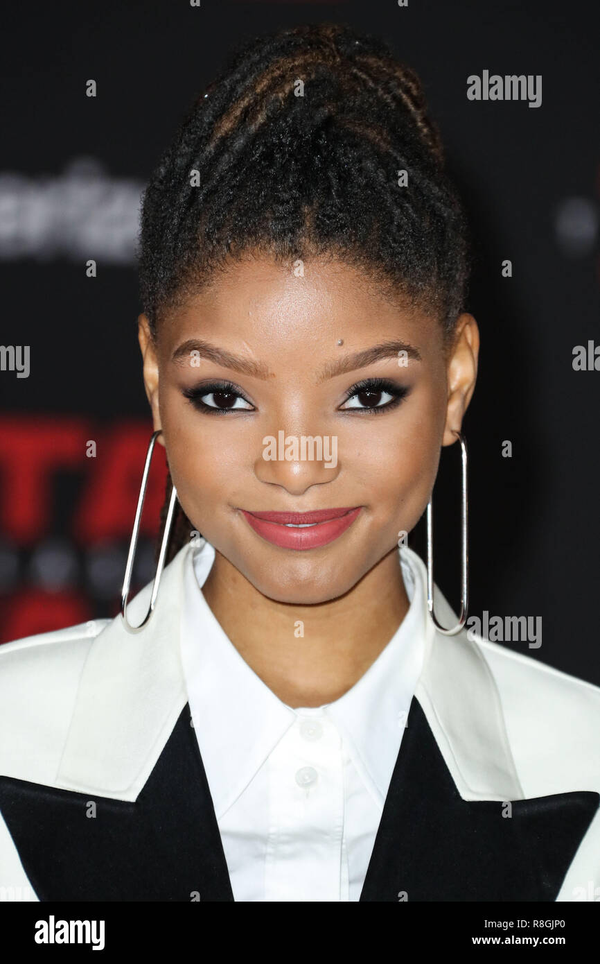 LOS ANGELES, CA, USA - DECEMBER 09: Chloe Bailey, Chloe x Halle at the