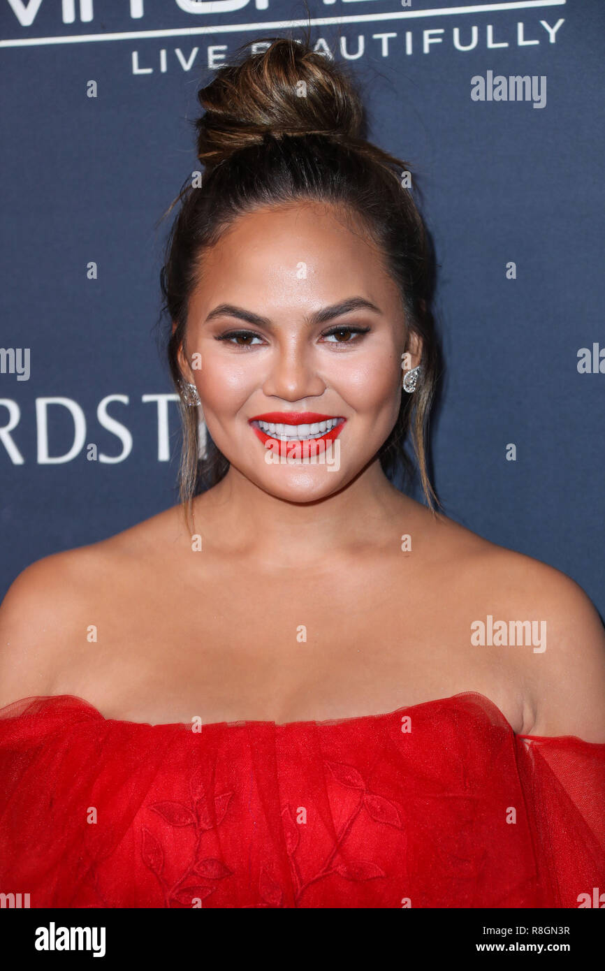 CULVER CITY, LOS ANGELES, CA, USA - NOVEMBER 11: Chrissy Teigen arrives