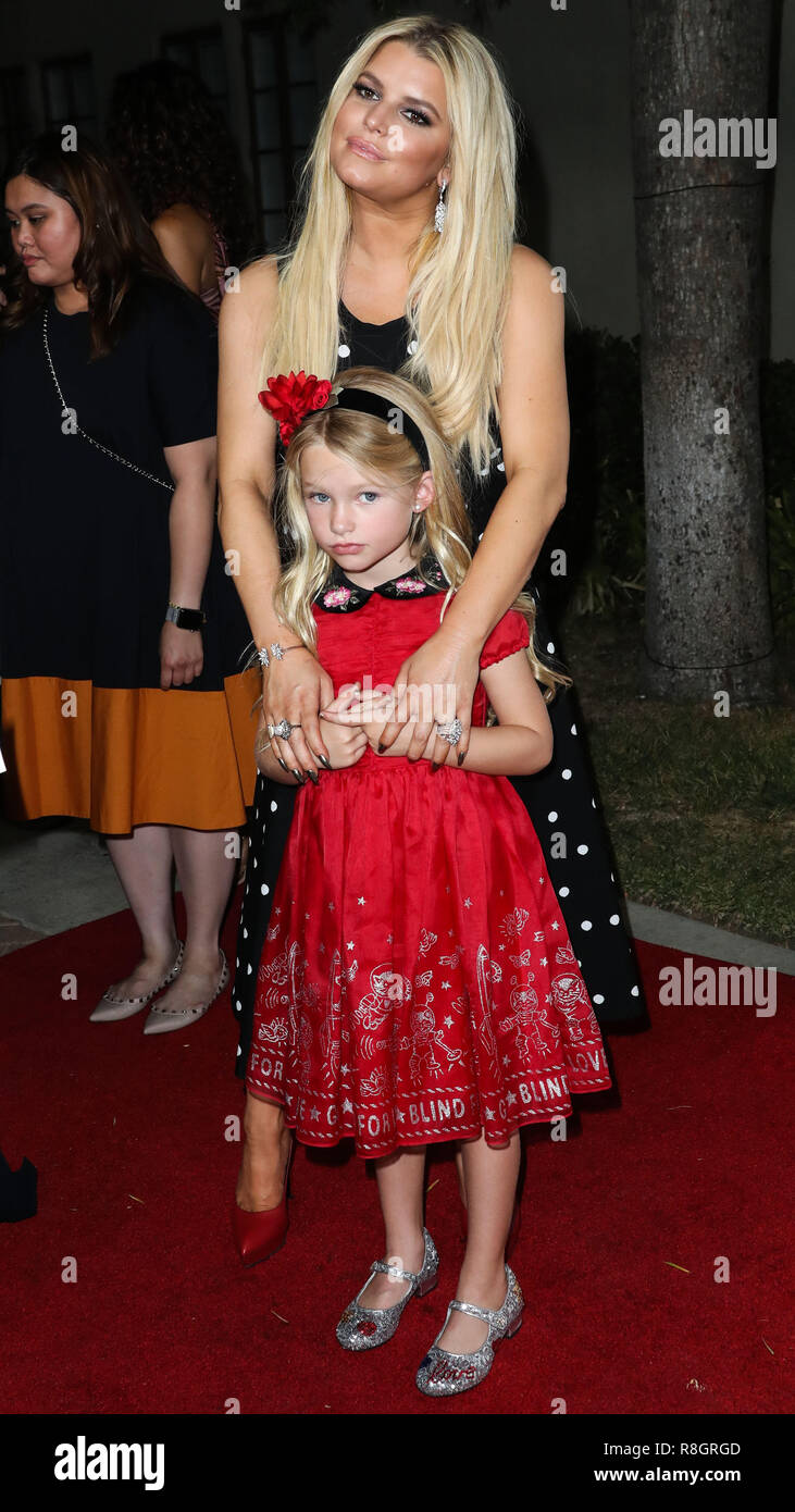 Jessica Simpson Brings Her Lookalike Daughter Maxwell & Dog Penny to  PetSafe Event in LA: Photo 4963084, Jessica Simpson, Maxwell Johnson  Photos