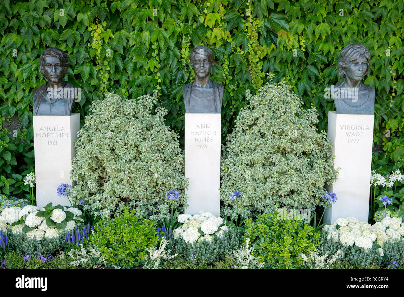 Statues of British tennis legends Virginia Wade, Ann Haydon Jones and Angela Mortimer Stock Photo