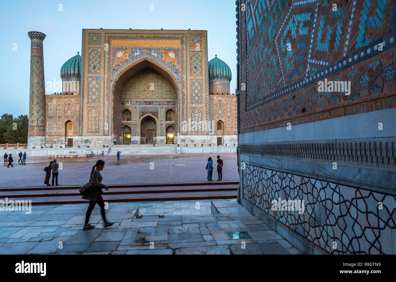 Sher Dor Madrasa, Registan, Samarkand, Uzbekistan Stock Photo - Alamy