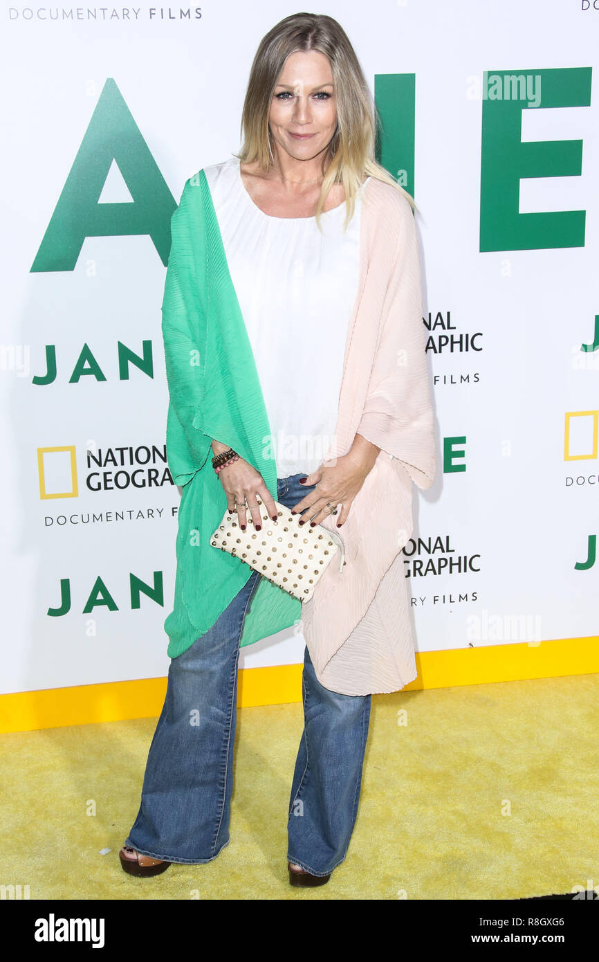 HOLLYWOOD, LOS ANGELES, CA, USA - OCTOBER 09: Jennie Garth at the Los