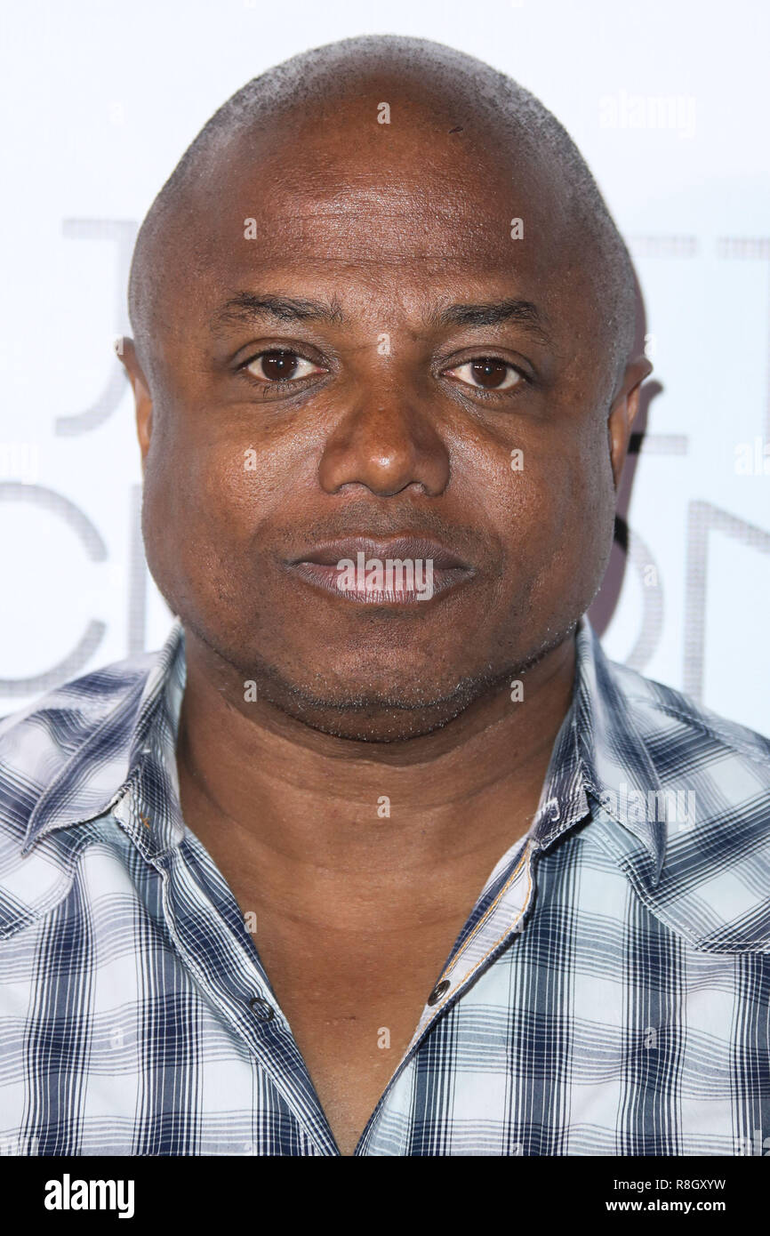 HOLLYWOOD, LOS ANGELES, CA, USA OCTOBER 08 Randy Jackson arrives at