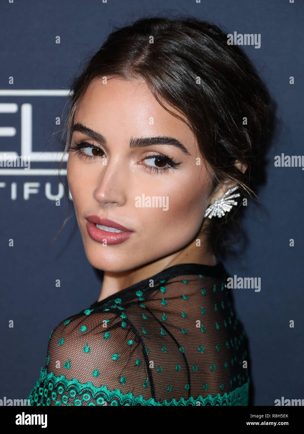 CULVER CITY, LOS ANGELES, CA, USA - NOVEMBER 11: Actress/model Olivia
