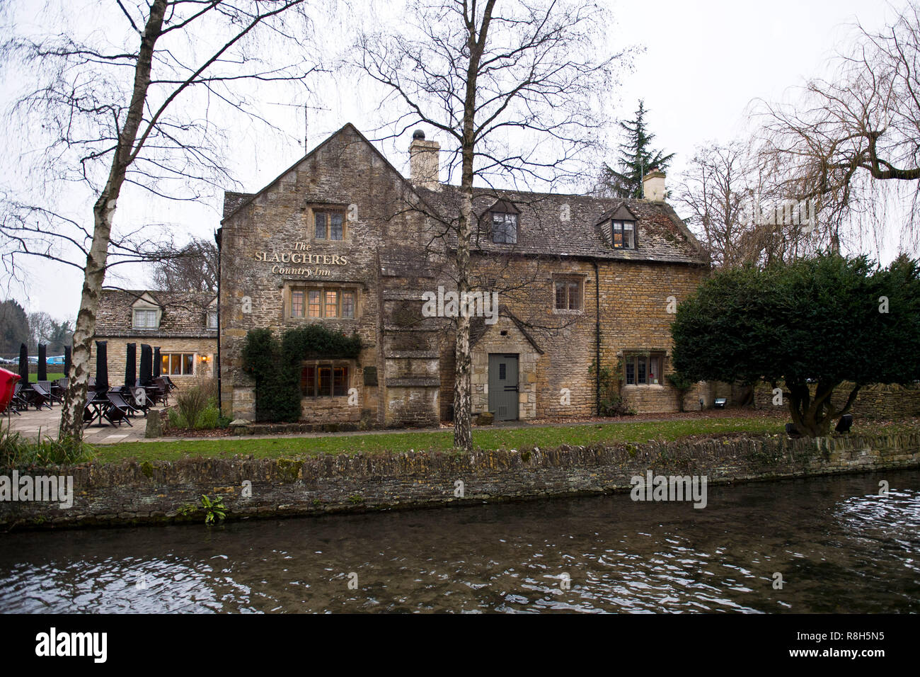 The Slaughters Pub in Lower Slaughter, Cotswolds, UK. Dec 2018 Stock