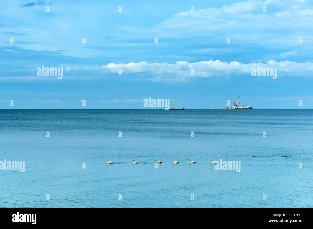 Ship Far Away Hi res Stock Photography And Images Alamy