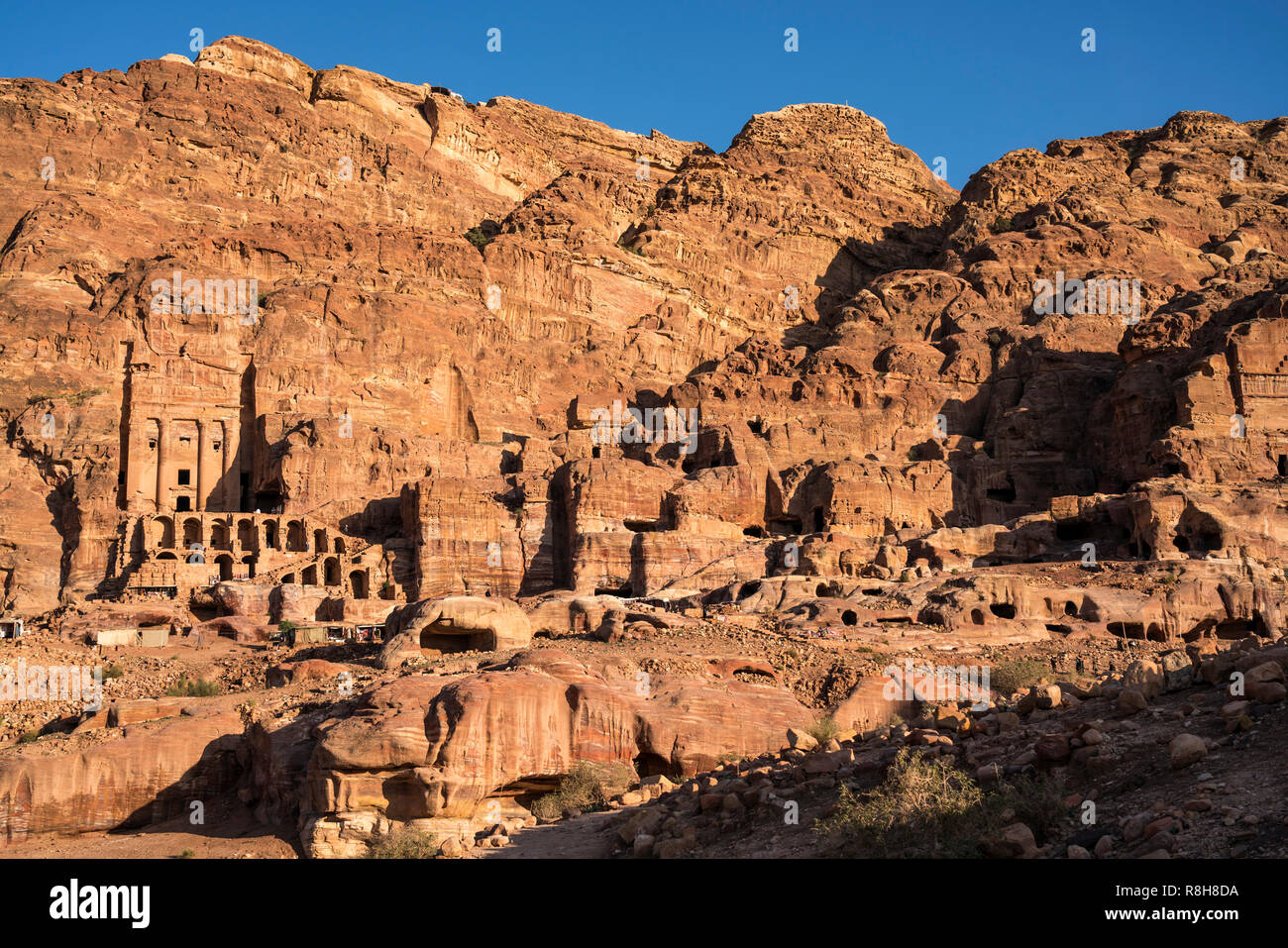 Gräber der Königswand, Petra, Jordanien, Asien |   The Royal Tombs,  Petra, Jordan, Asia Stock Photo