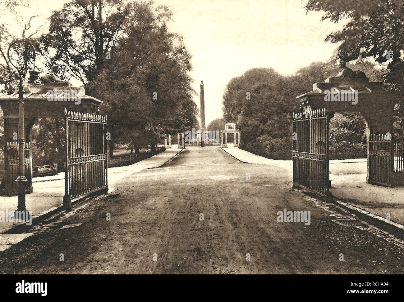 Victoria Park Bath Stock Photo Alamy victoria-park-bath-stock-photo-alamy