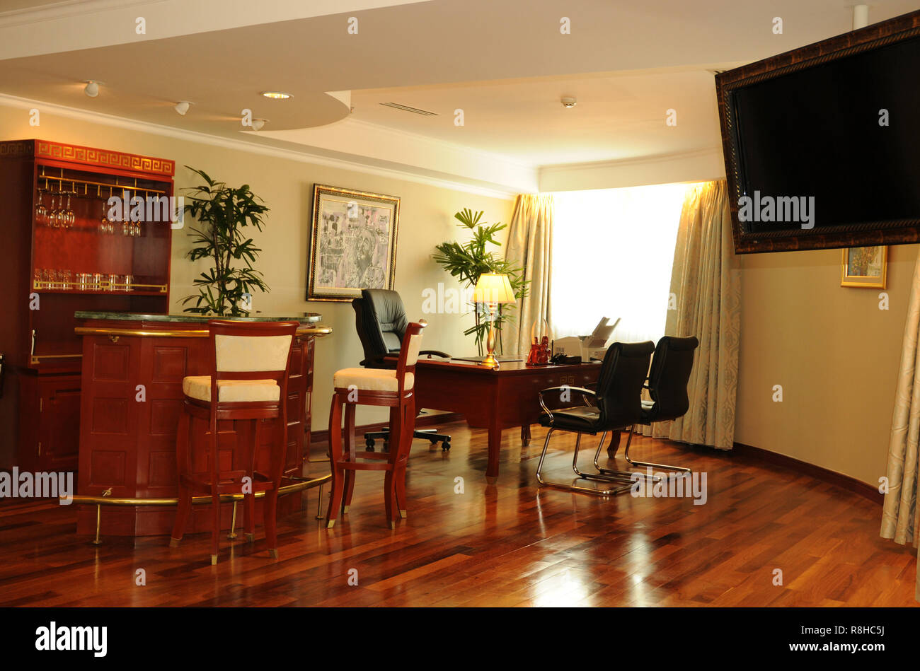 Vietnam: Stylisch rooms in the legendary Rex Hotel in Ho Chi Ming City Stock Photo