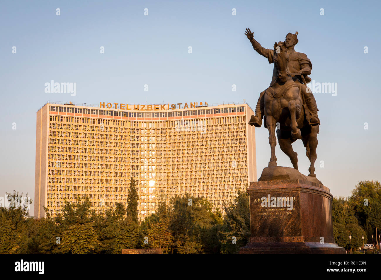 Amir Timur statue, in Amir Timur square, and Hotel Uzbekistan, Tashkent, Uzbekistan Stock Photo