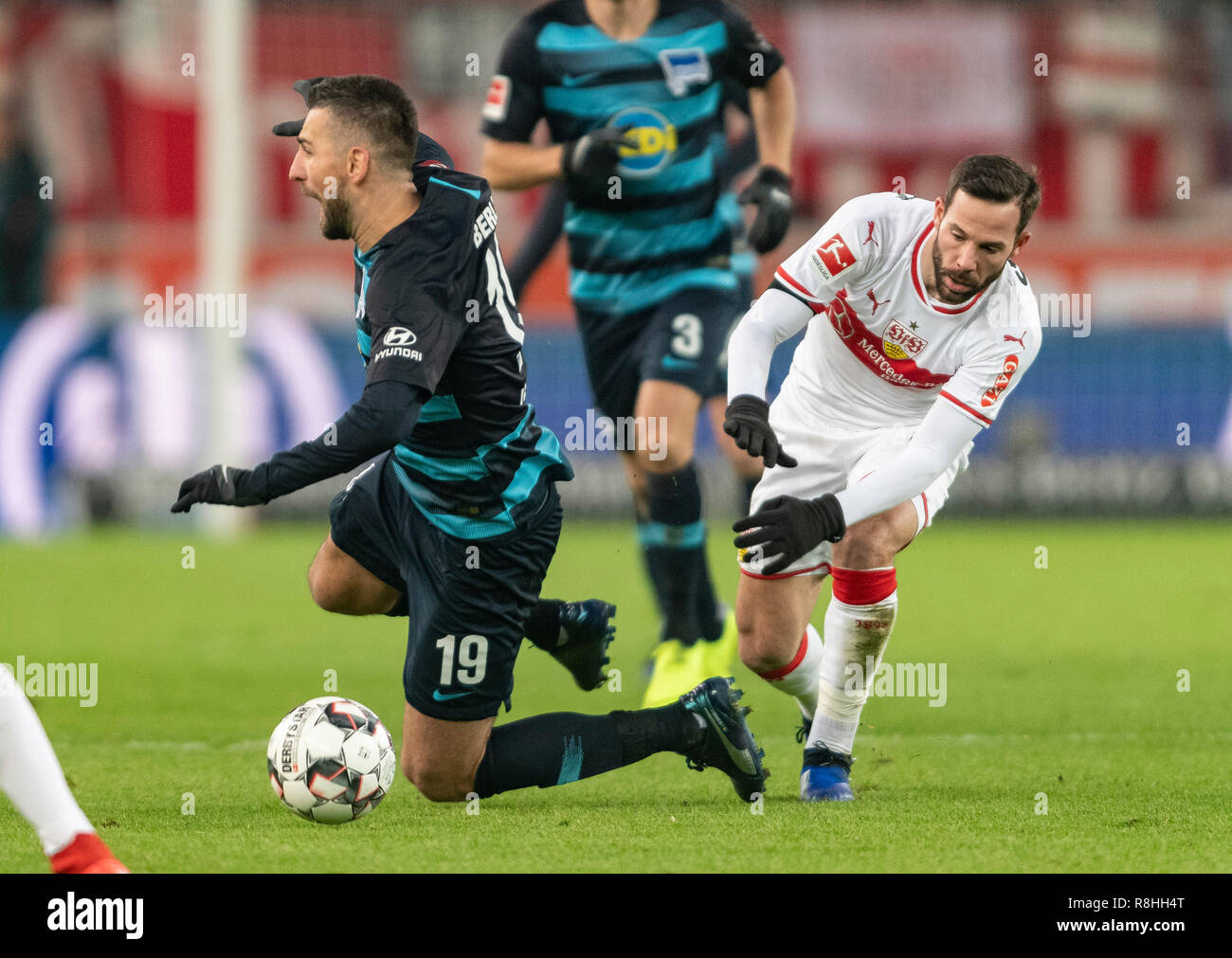 Stuttgart, Germany. 15th Dec, 2018. Soccer: Bundesliga, VfB Stuttgart - Hertha BSC, 15th matchday, Mercedes-Benz Arena : Stuttgart's Gonzalo Castro (r) and Herthas Vedad Ibisevic fight for the ball. Credit: Daniel Maurer/dpa - IMPORTANT NOTE: In accordance with the requirements of the DFL Deutsche Fußball Liga or the DFB Deutscher Fußball-Bund, it is prohibited to use or have used photographs taken in the stadium and/or the match in the form of sequence images and/or video-like photo sequences./dpa/Alamy Live News Stock Photo