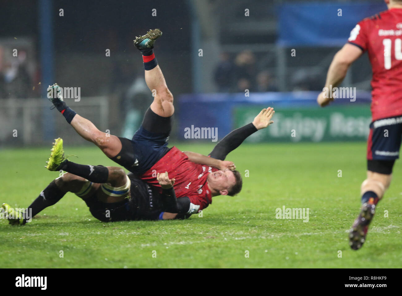 Castres, France.  15th December 2018 European Champions Cup rugby . Season 2018-2019 Castres Olympique versus Munster Rugby Credit: Sebastien Lapeyrere/Alamy Live News. Stock Photo