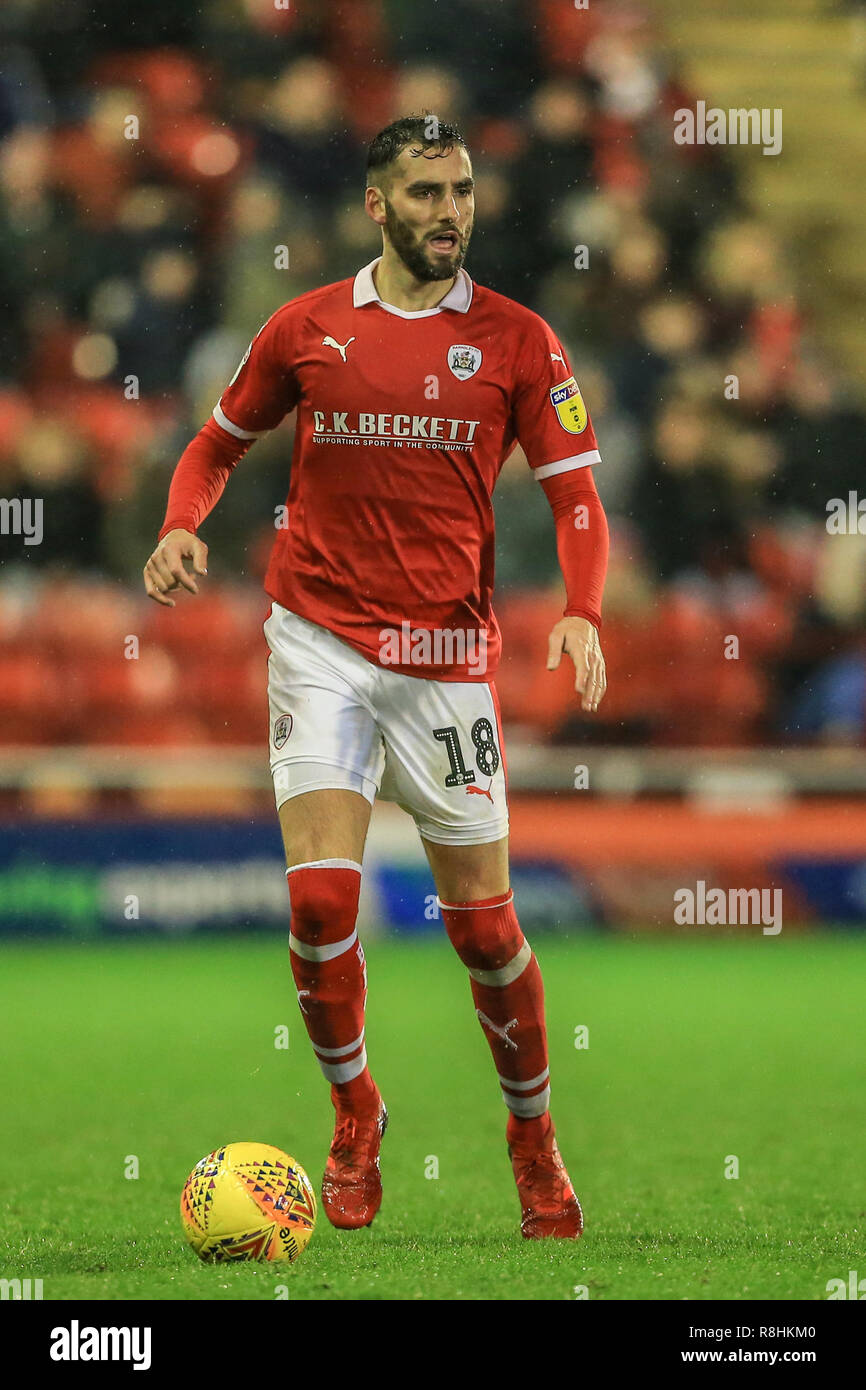 Oakwell, Barnsely, UK. 15th December 2018. Sky Bet League One, Barnsley vs  Portsmouth ; Adam Jackson (18) of Barnsley Credit: Mark Cosgrove/News  Images English Football League images are subject to DataCo Licence