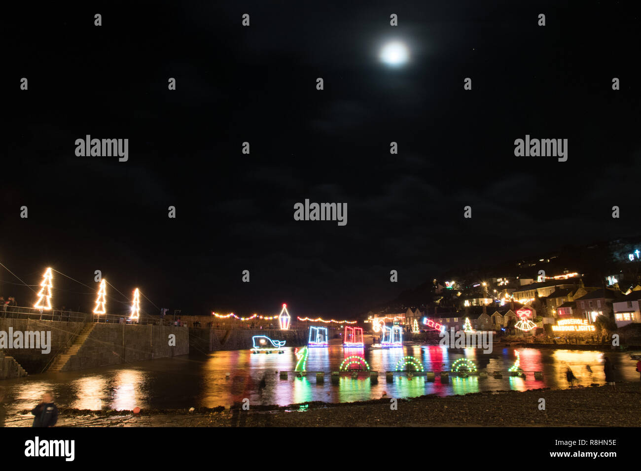 15th december 2018 mousehole christmas lights switched evening hires
