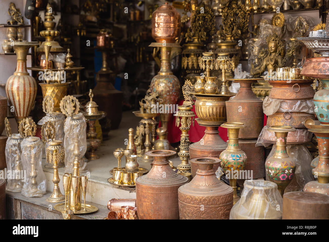 Tourist Shop Full Of Gold Vases For Sale In Kathmandu Nepal Stock