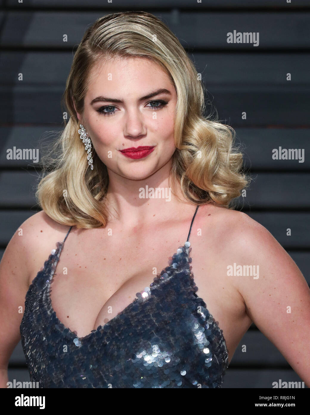 Kate Upton arriving at the Vanity Fair Oscar Party in Beverly Hills, Los  Angeles, USA Stock Photo - Alamy
