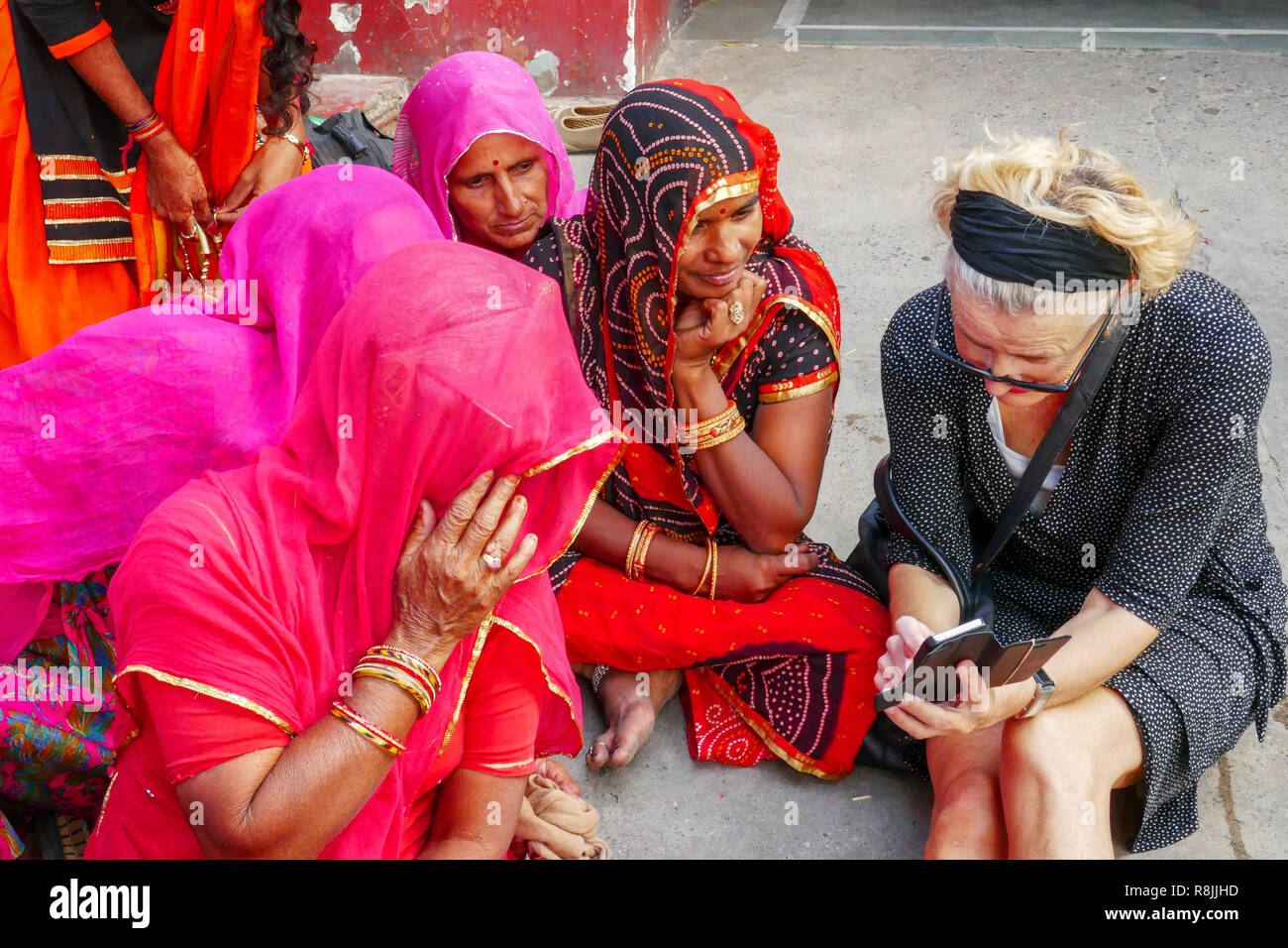 Group of older women hi-res stock photography and images - Alamy