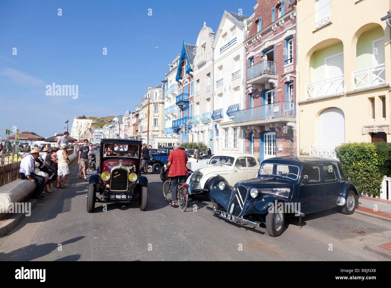 France, Somme, Mers les Bains, swimmers' day, vintage car Stock Photo Alamy