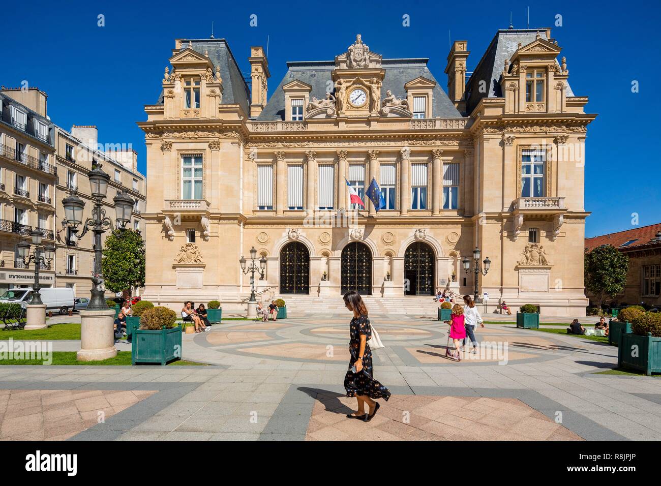 Neuilly sur seine city hall hires stock photography and images Alamy