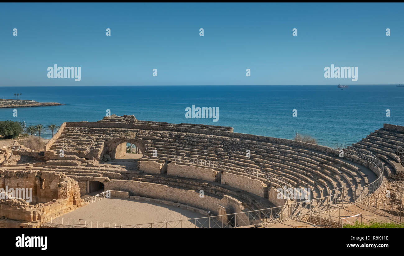 Amphithetaer hires stock photography and images Alamy