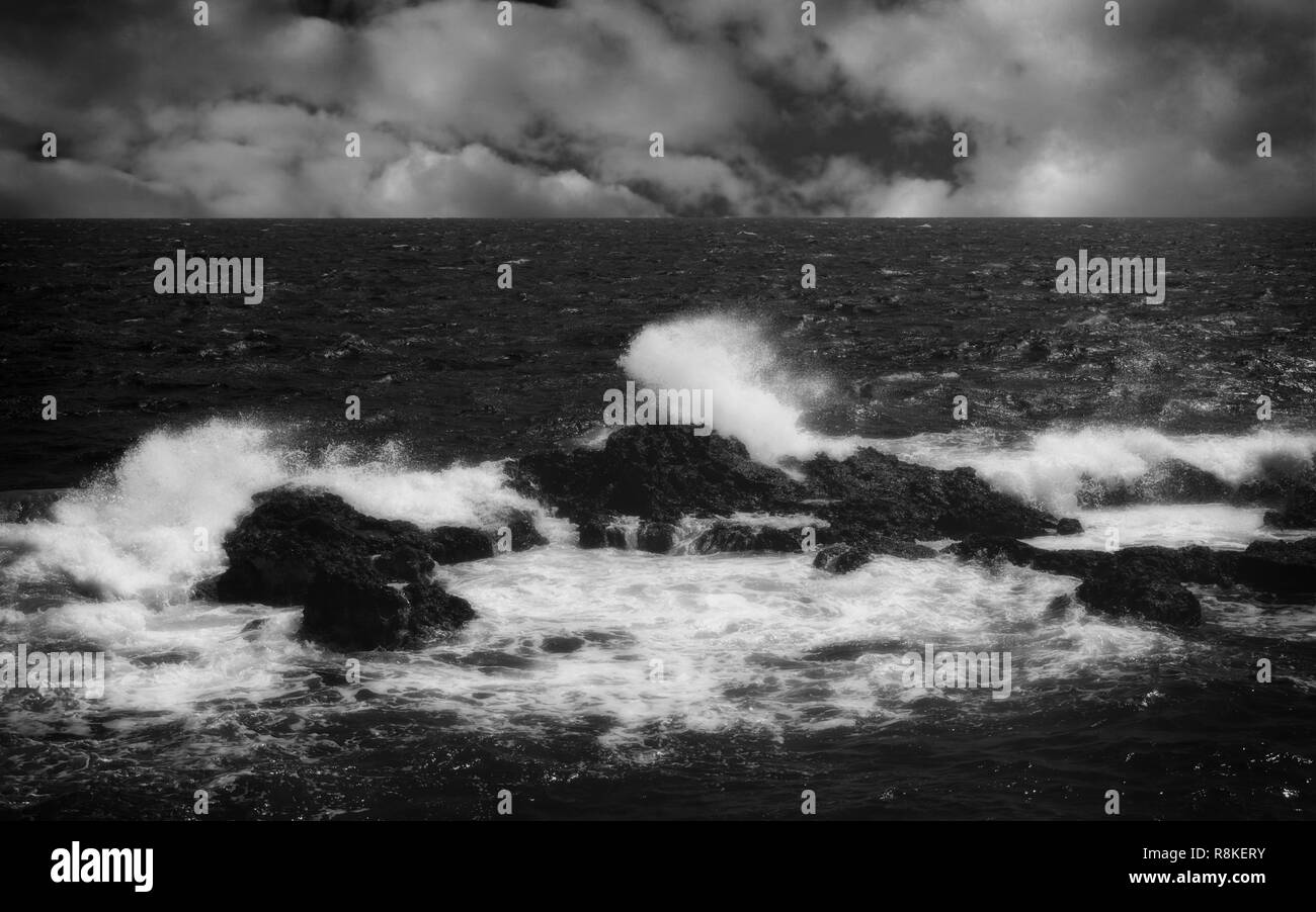 Sunset sea stormy clouds Black and White Stock Photos & Images - Alamy