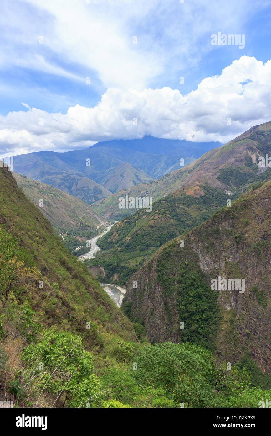 panoramic view over the lush rainforest on the inca trail, peru Stock ...