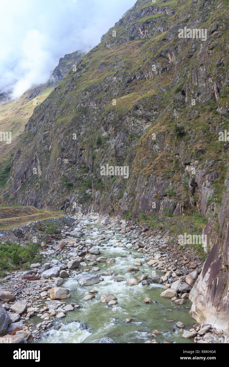 panoramic view over the lush rainforest on the inca trail, peru Stock ...