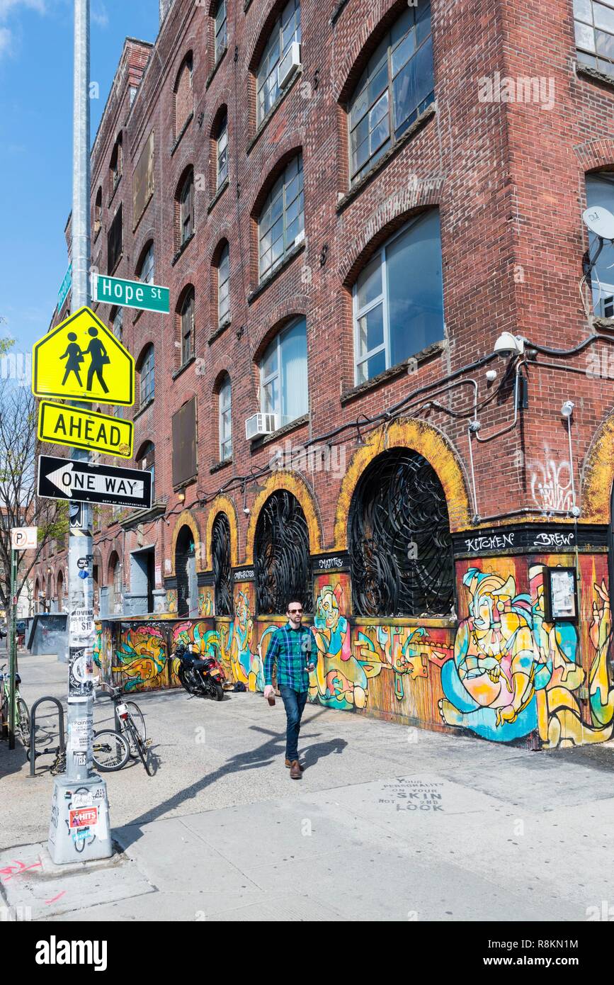 Street art graffiti williamsburg brooklyn hi-res stock photography and ...