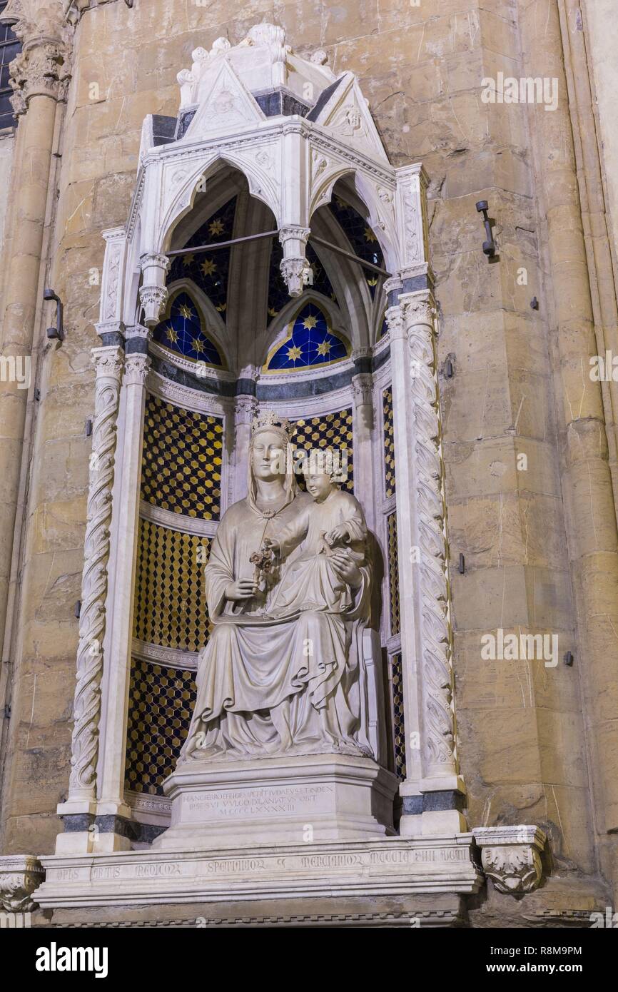 Italy, Tuscany, Florence, historic center listed as World Heritage by UNESCO, sculpture on the facade of the Church of Orsanmichele, street via De' Lamberti Stock Photo