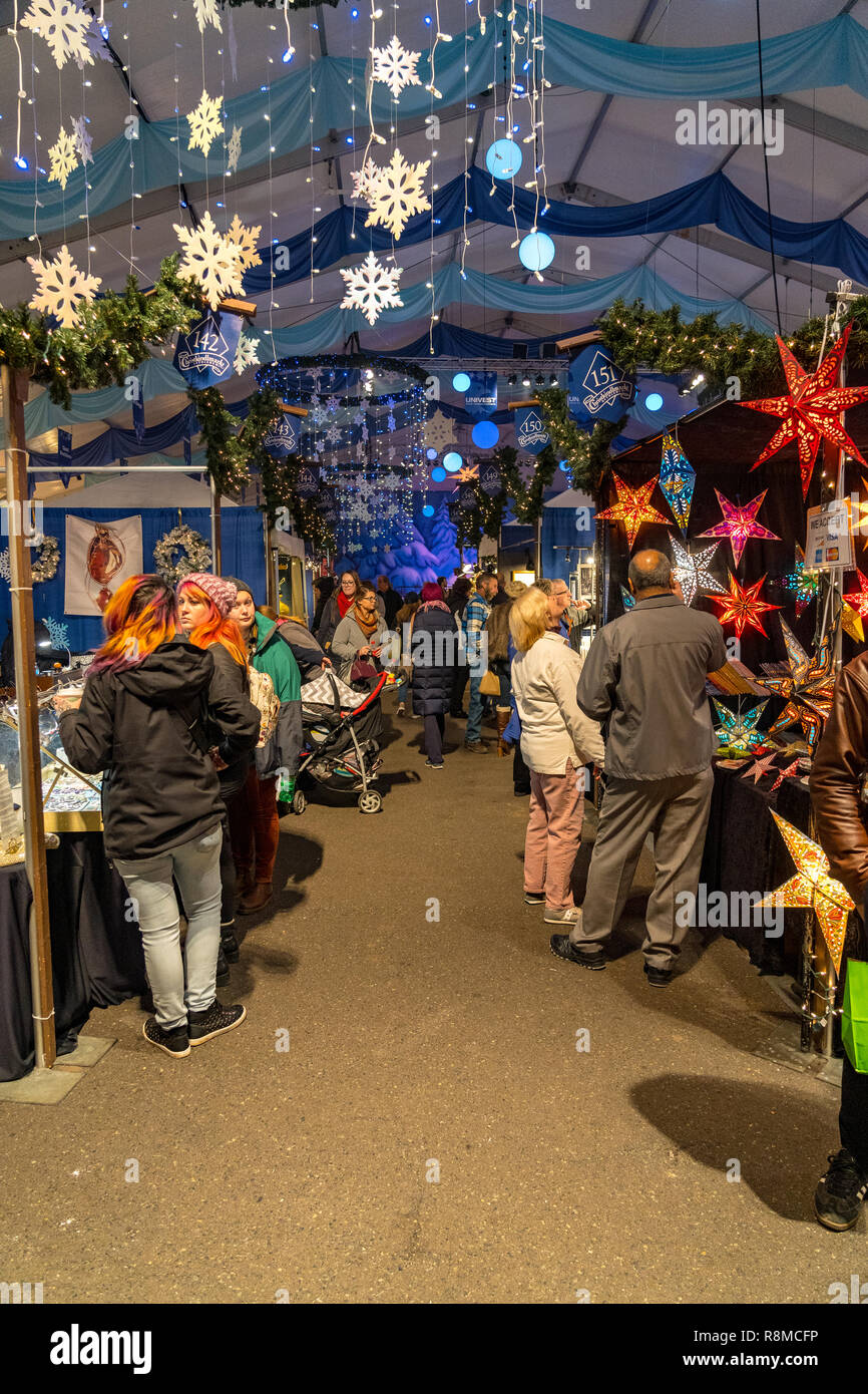 Bethlehem pennsylvania christmas market hires stock photography and images Alamy