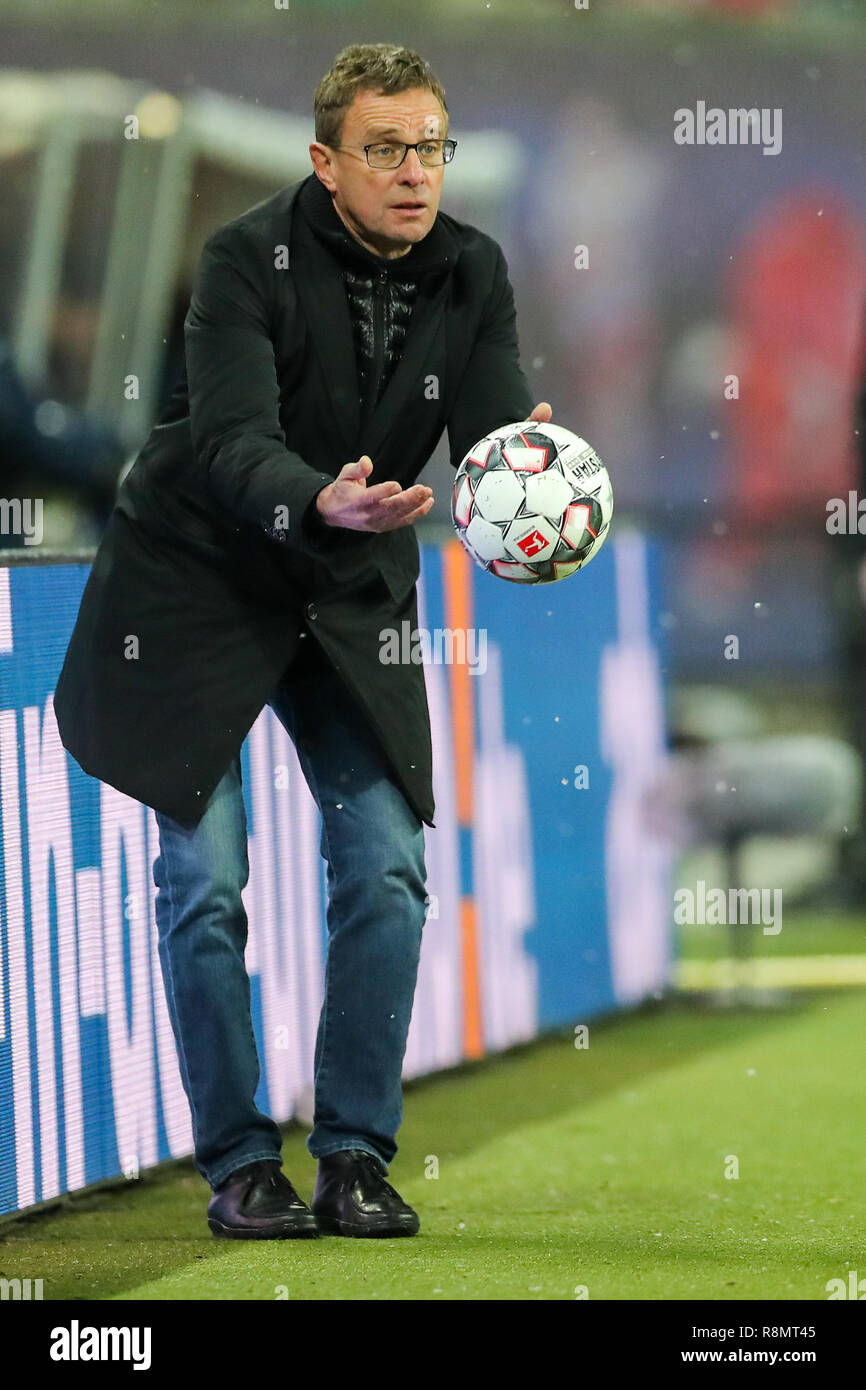 Ralf rangnick red bull hi-res stock photography and images - Alamy