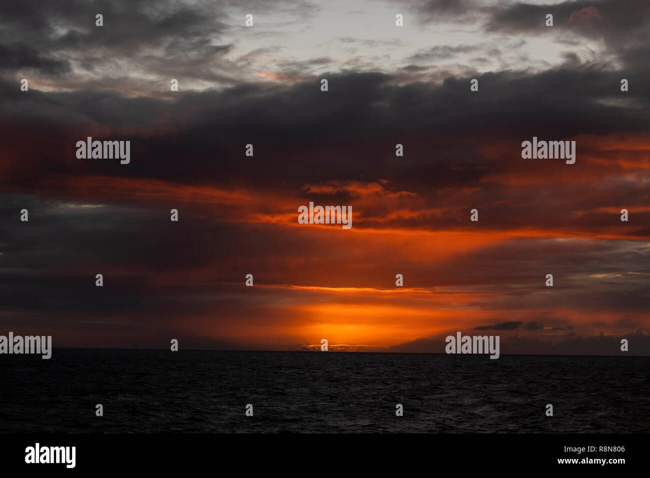 Sunrays sunbeams stormy sky hi-res stock photography and images - Alamy