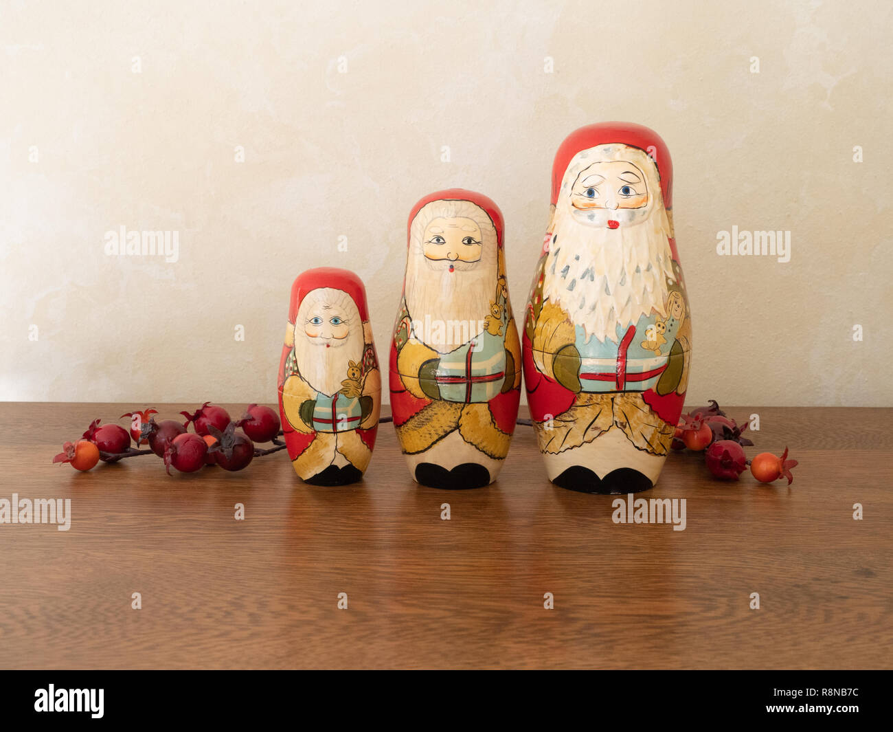 vintage wooden santa nesting dolls