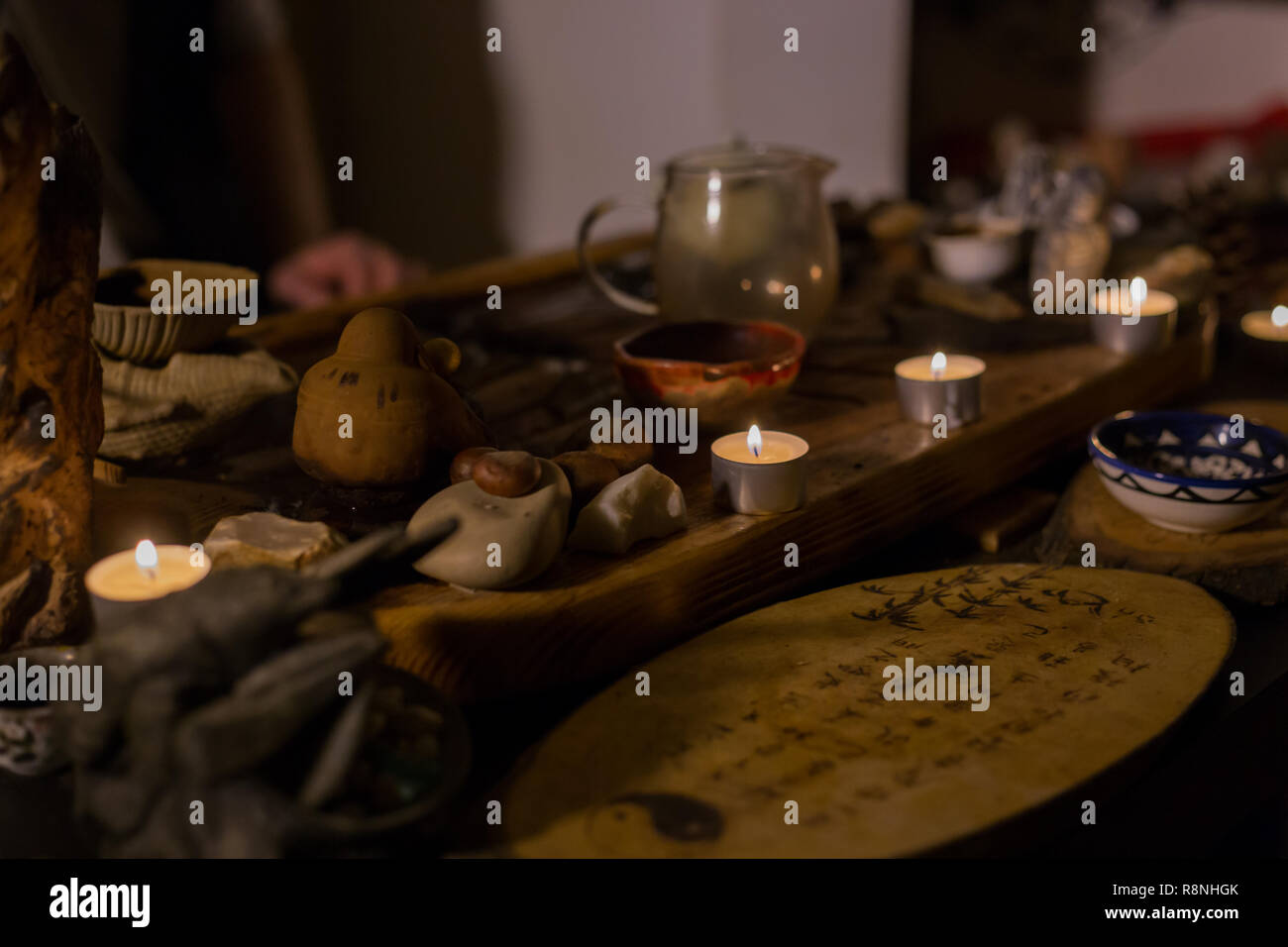 Traditional chinese tea ceremony Stock Photo - Alamy