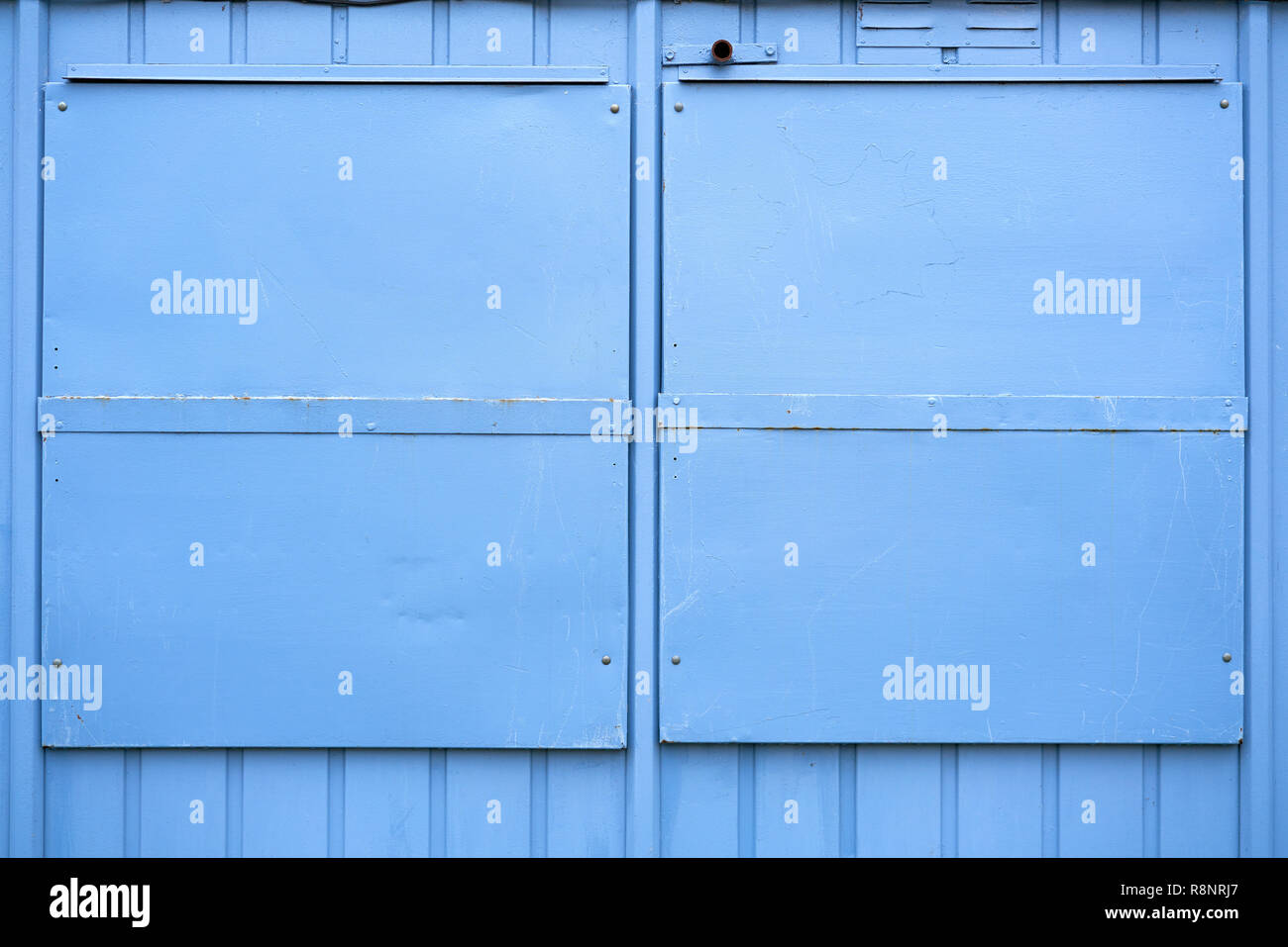 Metal shutters hires stock photography and images Alamy