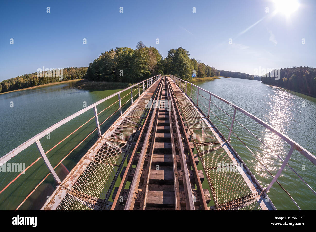Steel girder railway bridge hi-res stock photography and images - Alamy