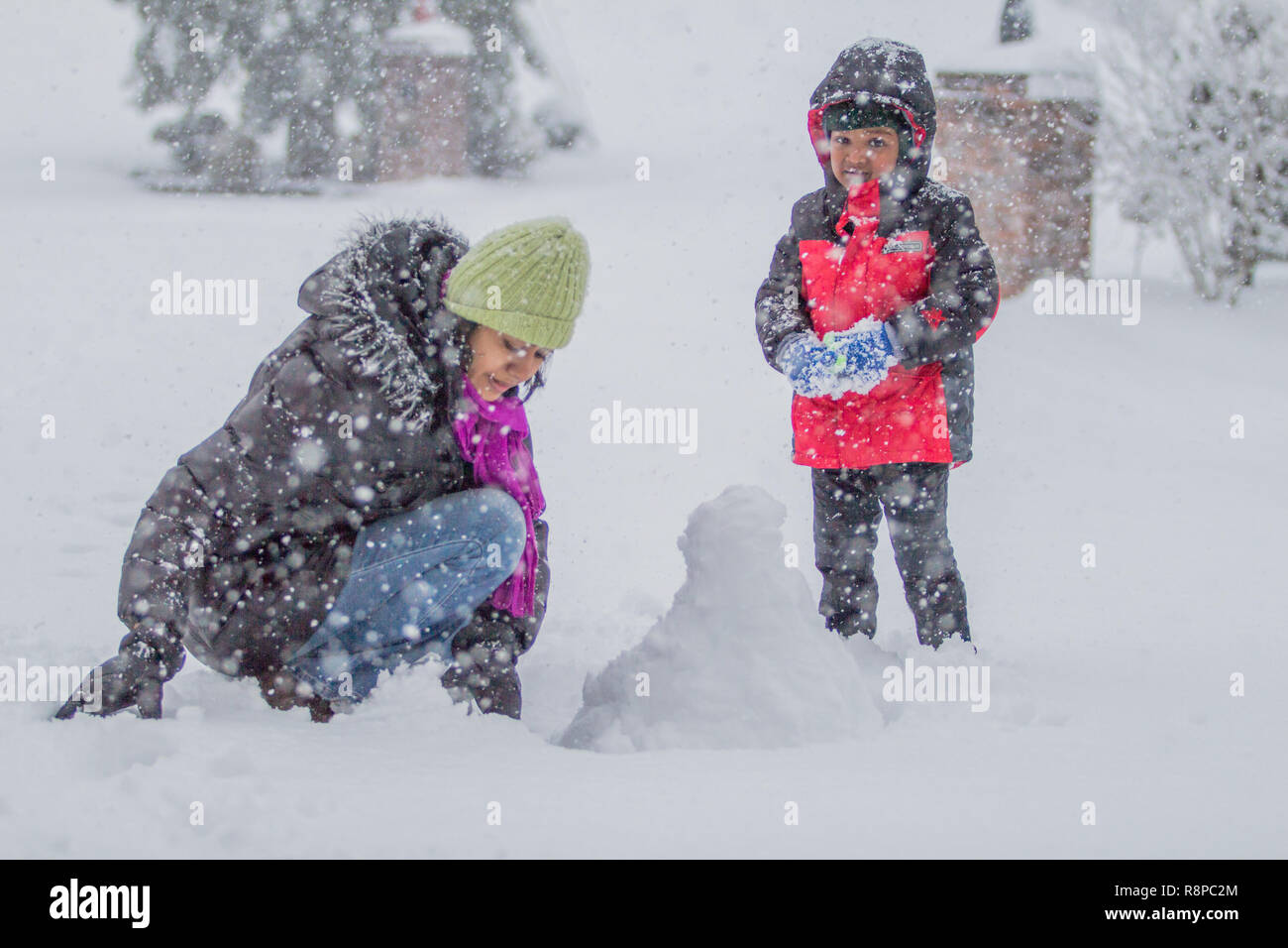 Indian toddler hires stock photography and images Alamy