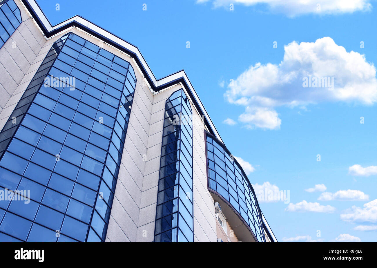 Modern high-altitude office building Stock Photo - Alamy