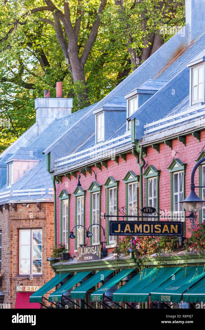 Canada, Quebec, Quebec City, Epicerie J.A. Moisan, oldest grocery in North America Stock Photo