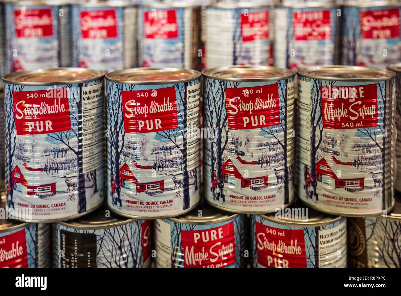 Canada, Quebec, Montreal, Little Italy, Marche Jean Talon market, autumn, cans of local maple syrup Stock Photo